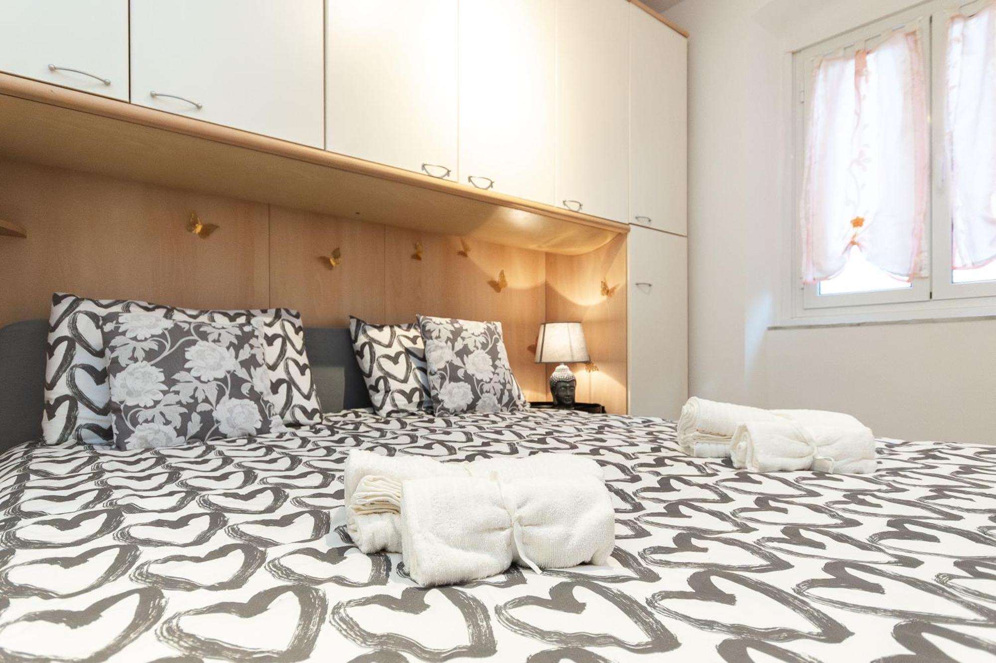 Apartmán 15 Min Centro E Stazione Ferroviaria Janov Exteriér fotografie