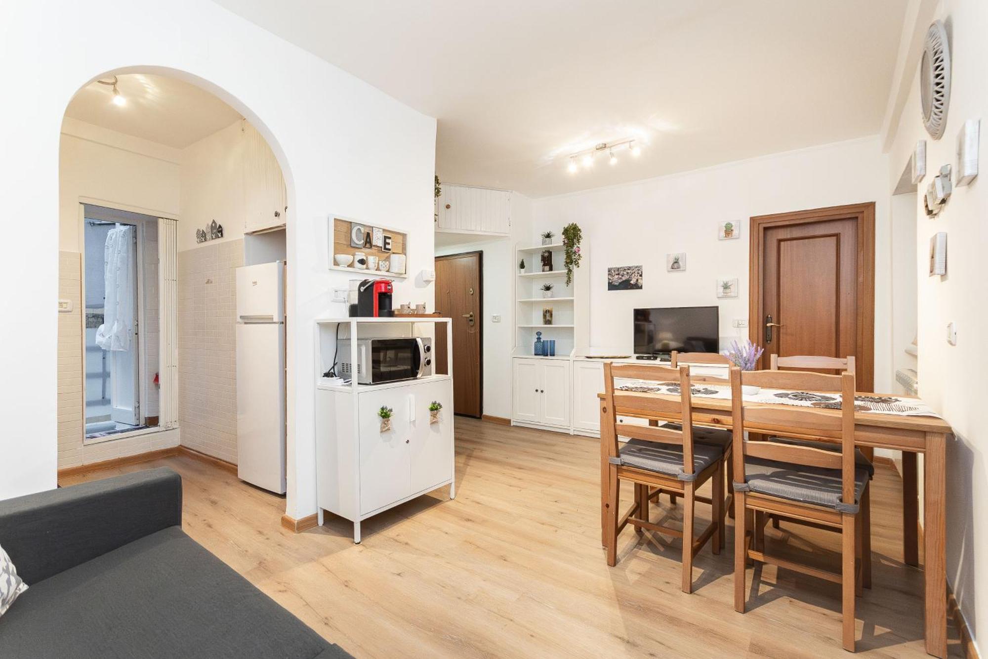Apartmán 15 Min Centro E Stazione Ferroviaria Janov Exteriér fotografie